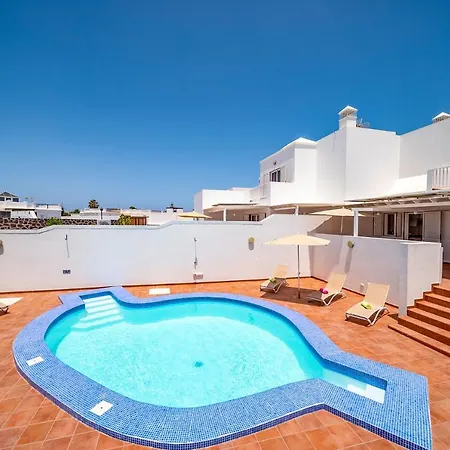 Amparo By Plus Villa